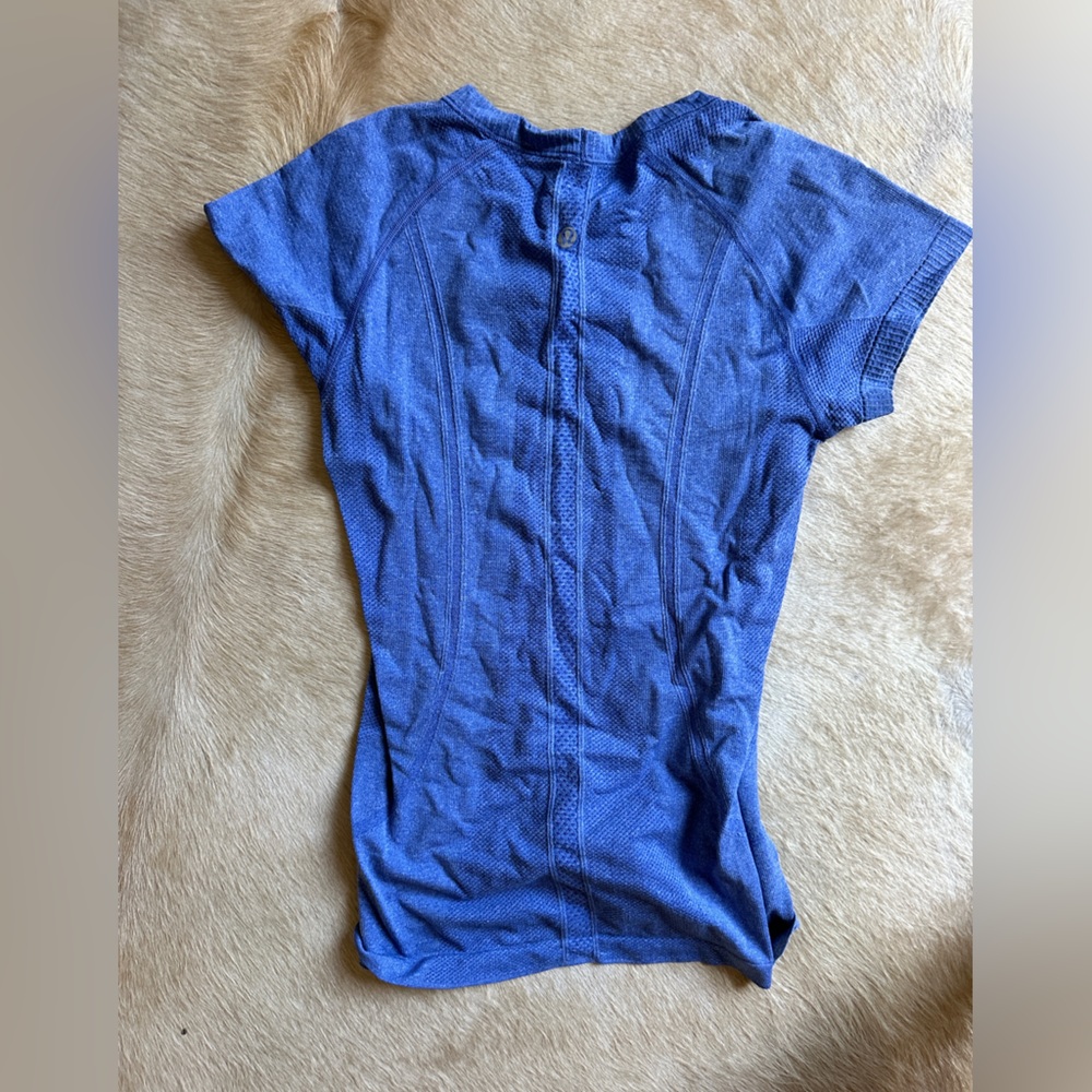 Lululemon swiftly tech short sleeve